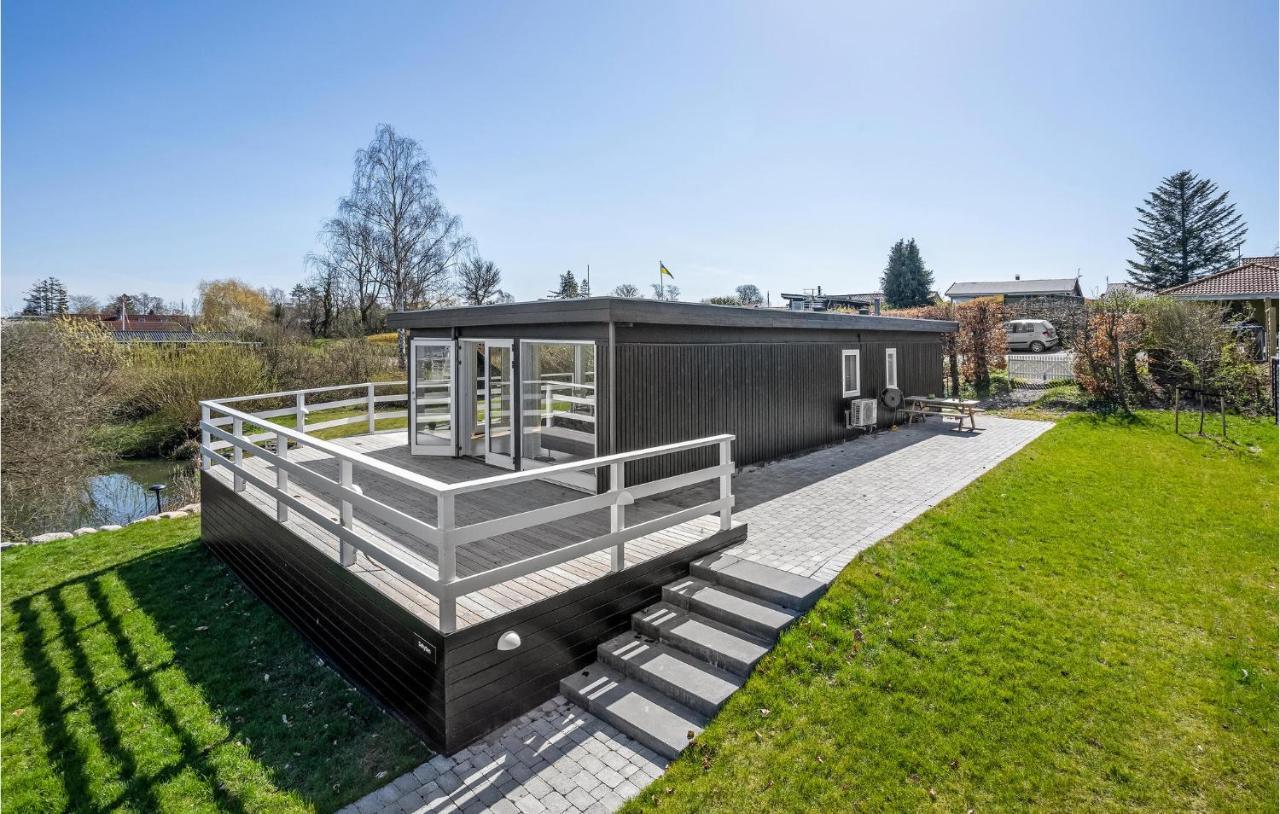 2 Bedroom Stunning Home In Strøby Ladeplads Eksteriør billede