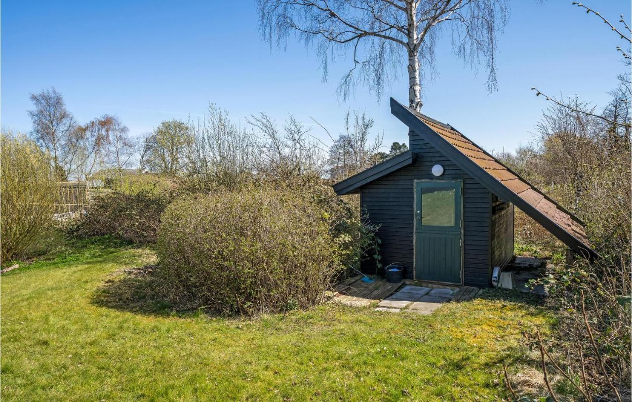 2 Bedroom Stunning Home In Strøby Ladeplads Eksteriør billede